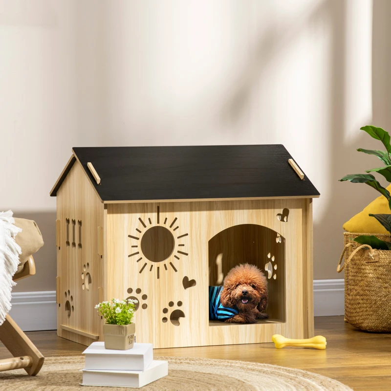 Casa de madeira para cães com desenhos